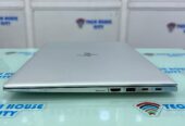 HP ELITEBOOK 1040 G4 – 7TH GEN – CORE i5- 8GB RAM