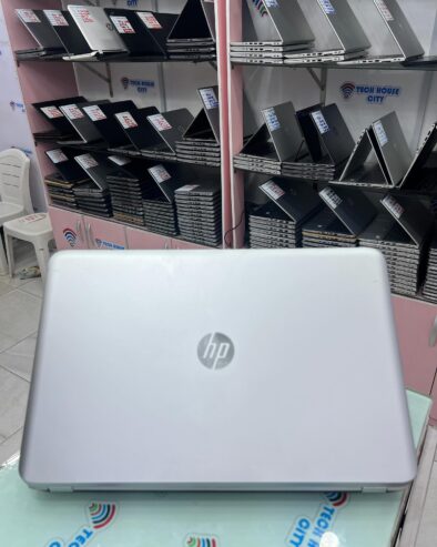 HP ENVY 17 GAMING – CORE i7 – 2GB DEDICATED